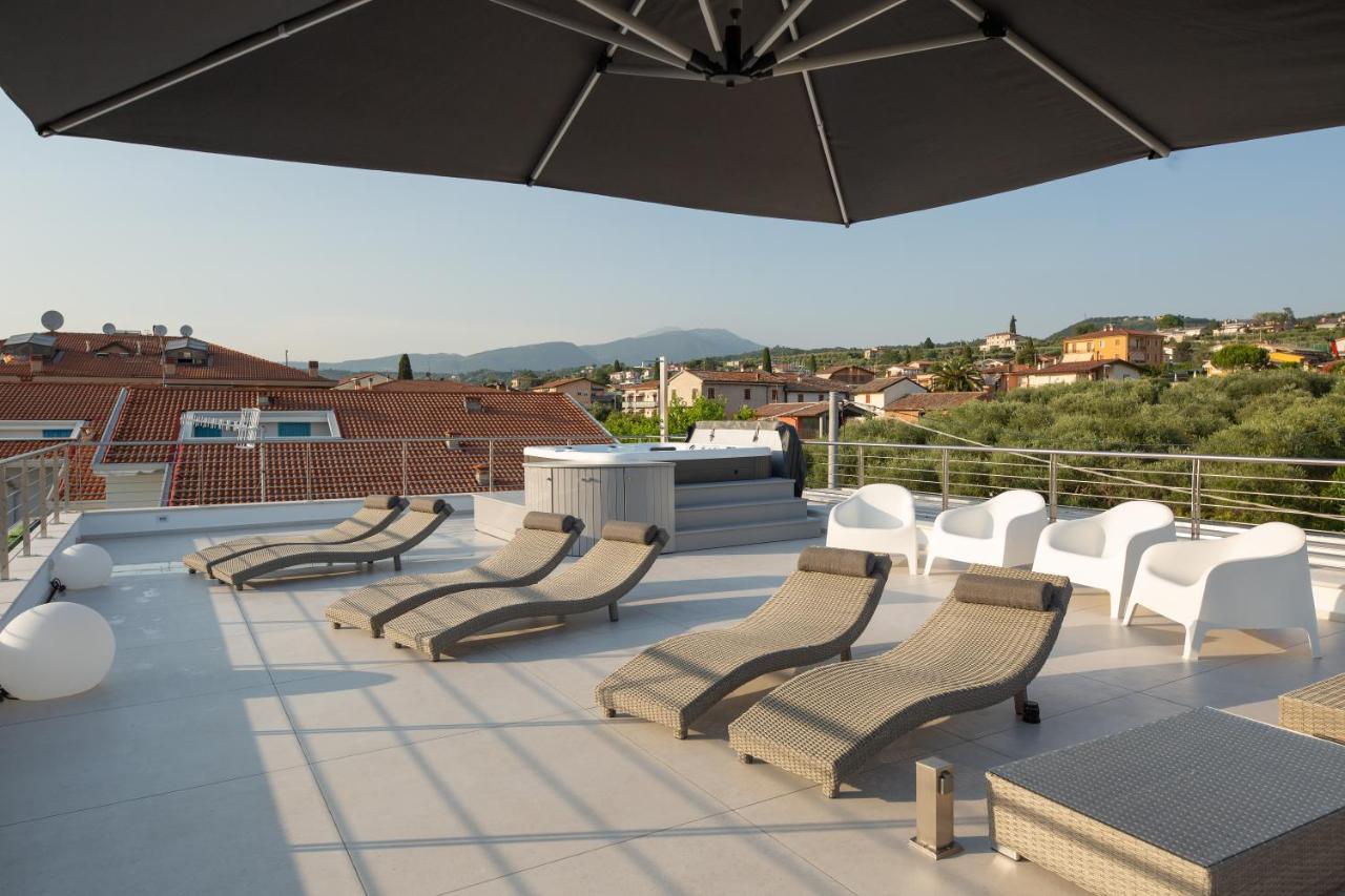 Magic Luxury Apartments Bardolino Exterior foto
